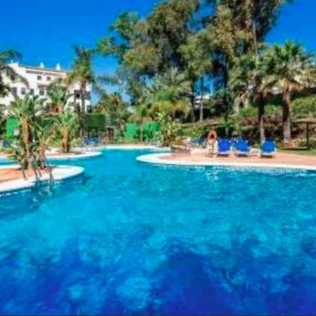 Puerto Banus With Private Garden Apartment Marbella Luaran gambar
