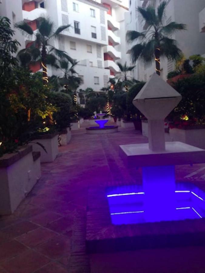 Puerto Banus With Private Garden Apartment Marbella Luaran gambar