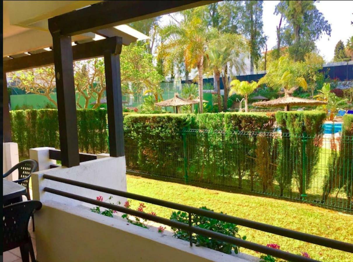Puerto Banus With Private Garden Apartment Marbella Luaran gambar