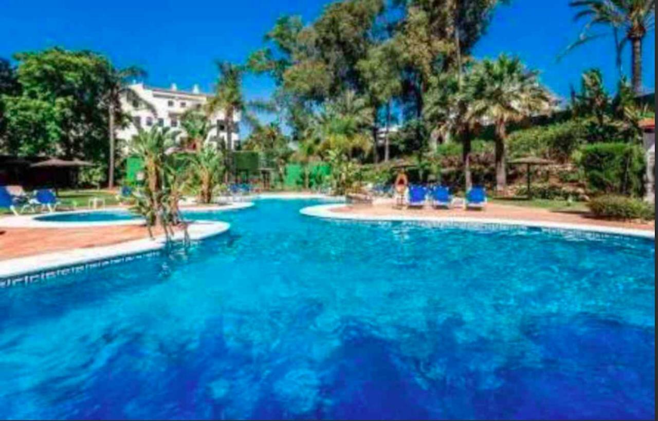 Puerto Banus With Private Garden Apartment Marbella Luaran gambar